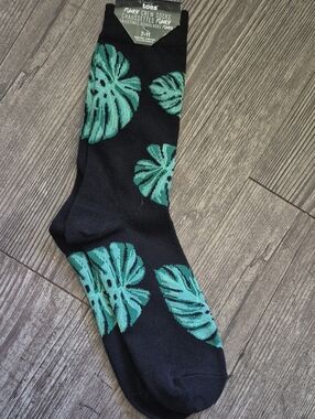 Comfy Toes Monstera Crew Socks
